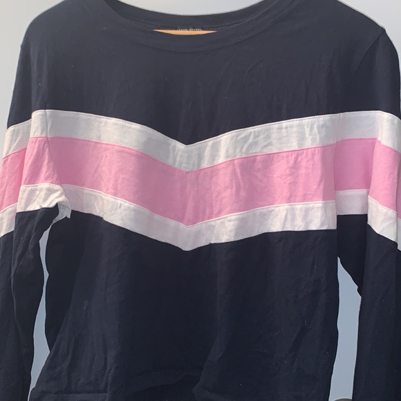 Abercrombie & Fitch colorblock chevron print top! - Picture 3 of 4